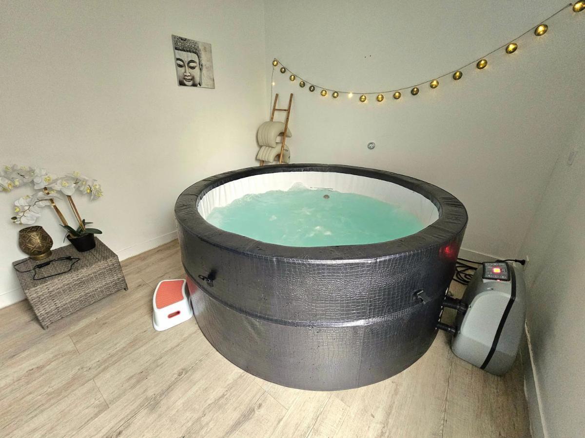 דירות Saint-Méloir-des-Ondes Le Pont T3 Etoile Avec Jacuzzi מראה חיצוני תמונה